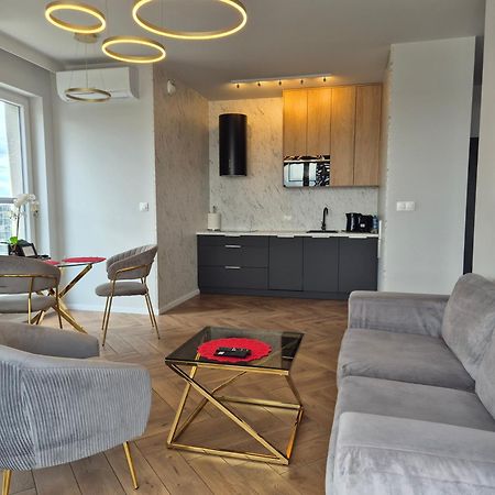 15 Pietro Sokolska 30 Towers Apartments - New - Lux - Parking - Sauna - Gym- And The Best View In Katowice Exterior foto