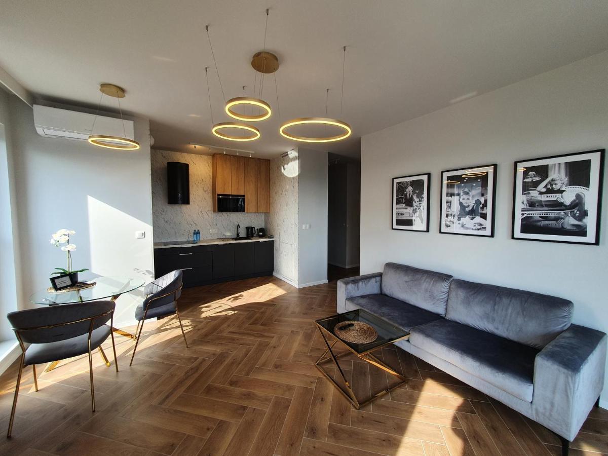 15 Pietro Sokolska 30 Towers Apartments - New - Lux - Parking - Sauna - Gym- And The Best View In Katowice Exterior foto