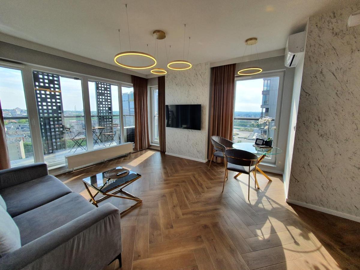 15 Pietro Sokolska 30 Towers Apartments - New - Lux - Parking - Sauna - Gym- And The Best View In Katowice Exterior foto