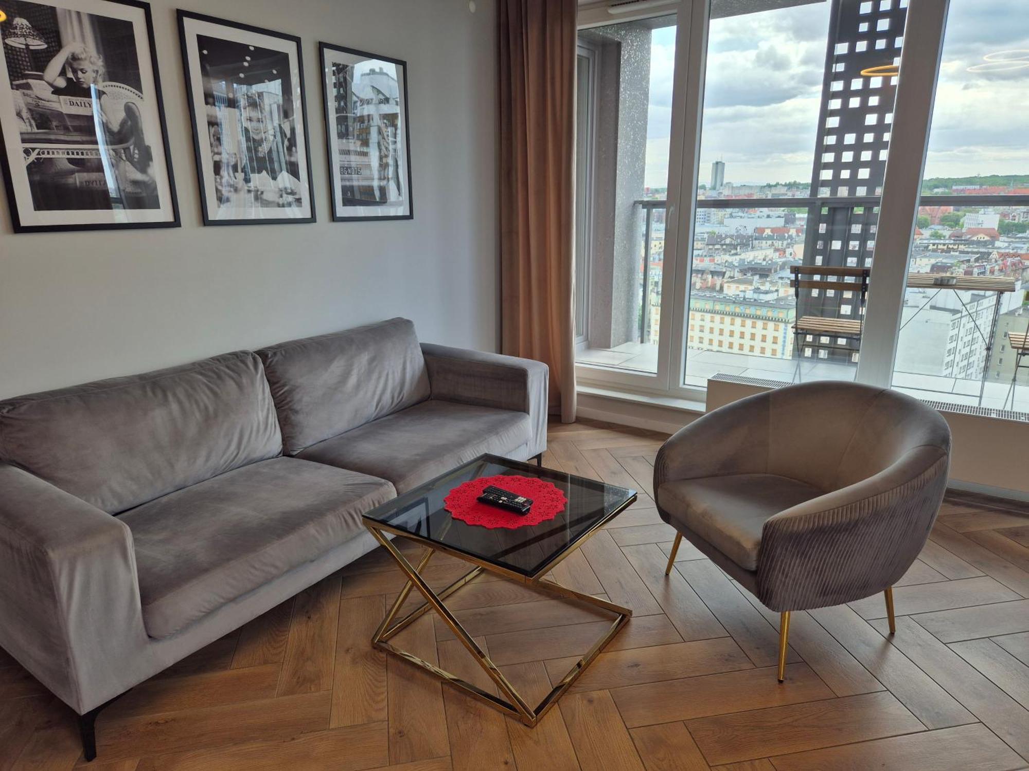 15 Pietro Sokolska 30 Towers Apartments - New - Lux - Parking - Sauna - Gym- And The Best View In Katowice Exterior foto